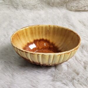 Haeger Yellow Oval Ribbed Planter Number 4020 Made USA Vintage MCM
